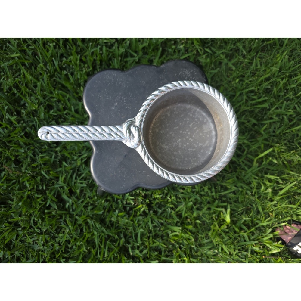 The Wilton Company Sauce Pan